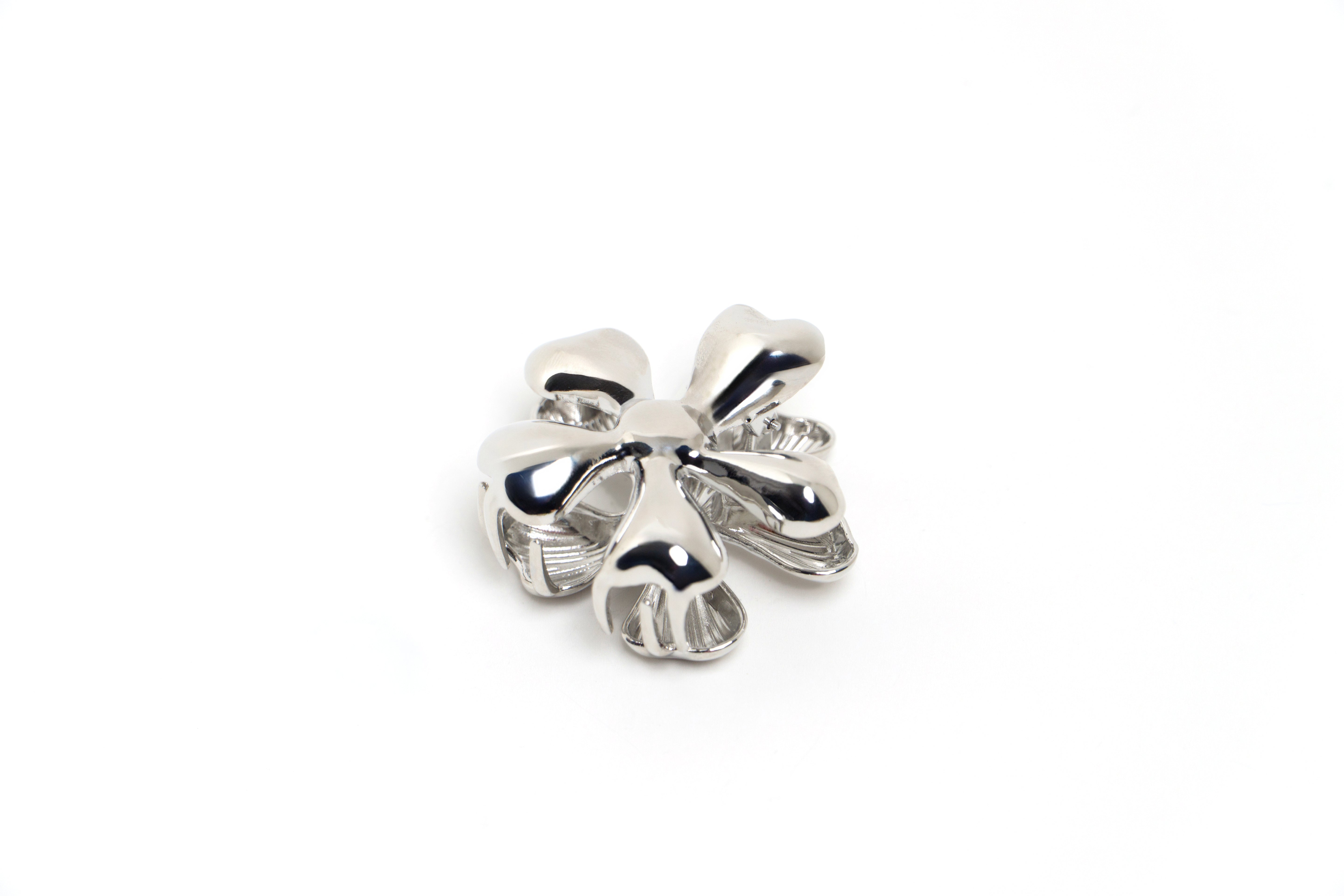 Magnolia Hair Claw (M)
